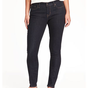 Old Navy Curvy Profile Skinny Jeans